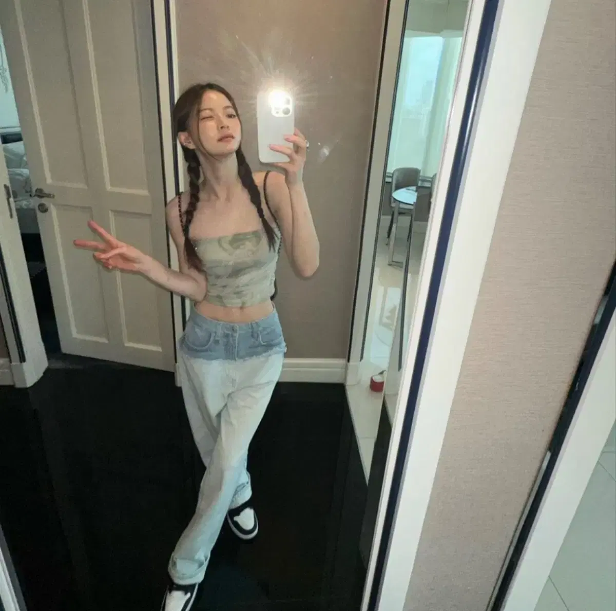 thumbnail-0
